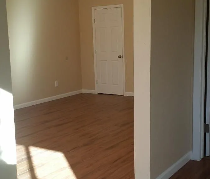 4102 Comanche Rd NE — Photo 29