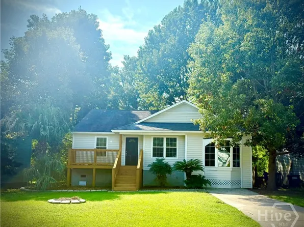 210 Redan Drive, Savannah, GA 31410