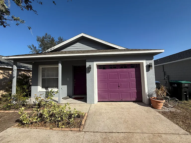 1123 Isadore Dr — Photo 1