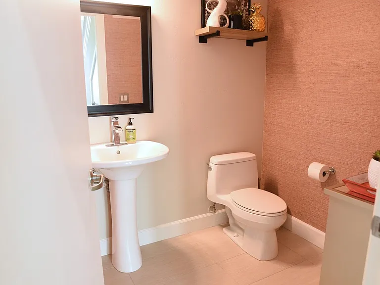 401 N Coast Hwy N #304 — Photo 10