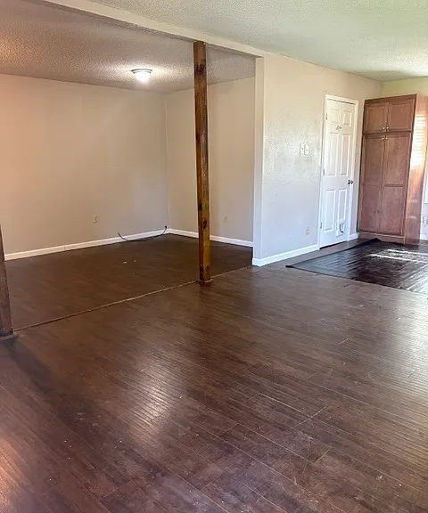 714 Northaven Dr — Photo 3