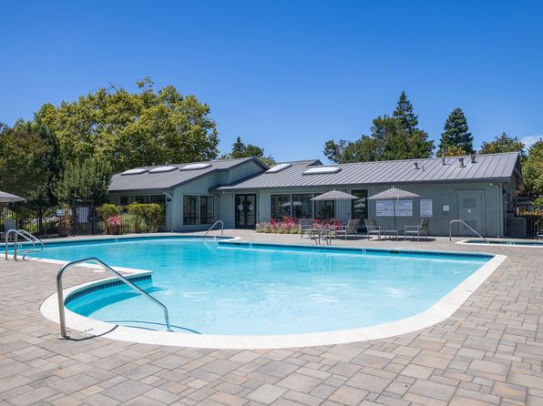 25800 Industrial Blvd APT D230