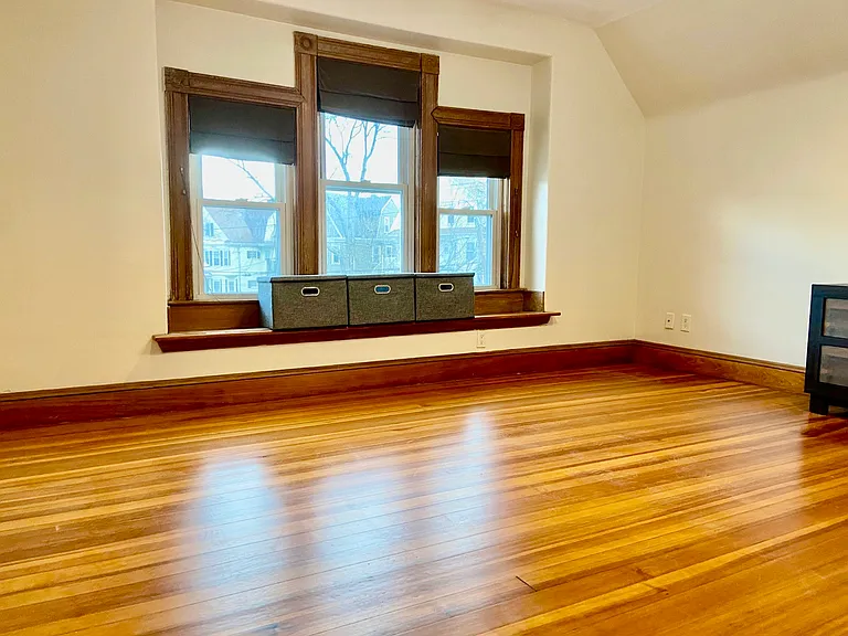 10 Bromfield Rd #2 — Photo 7
