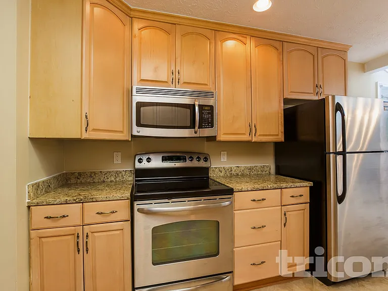 6583 Oakwood Dr — Photo 6