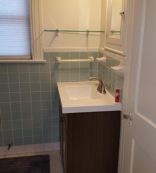 2nd image of 6325 Richmond Ave