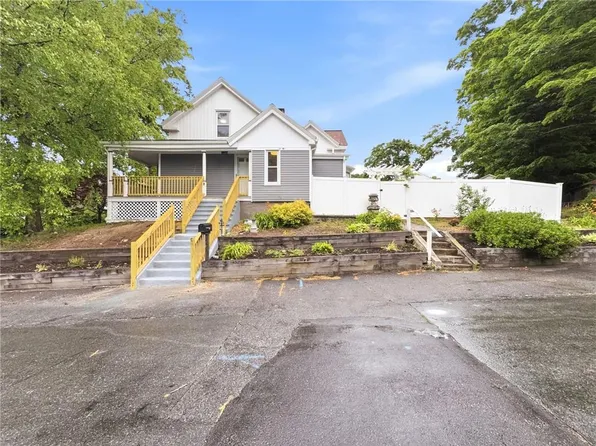 59 Central Ave, North Providence, RI 02911