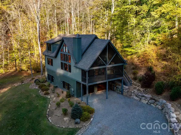 60 Plainview Way, Mars Hill, NC 28754