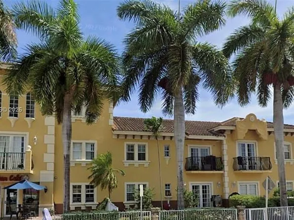 1657 Tyler St APT 104, Hollywood, FL 33020