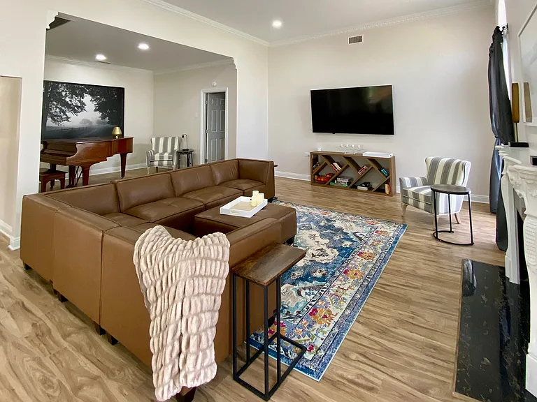 9431 W Lilac Rd #1 — Photo 7