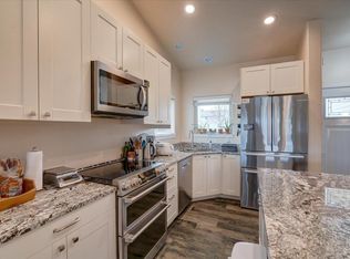 1601 Eggum Ct, Mount Horeb, WI 53572