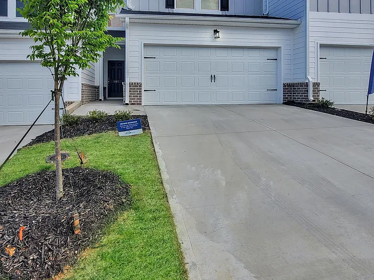 202 Round Back Way — Photo 5