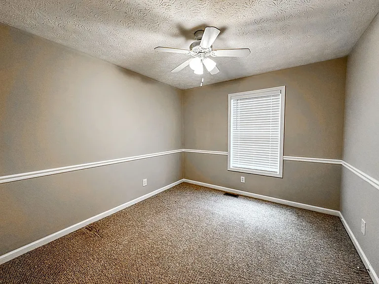 6410 Janton Way — Photo 23