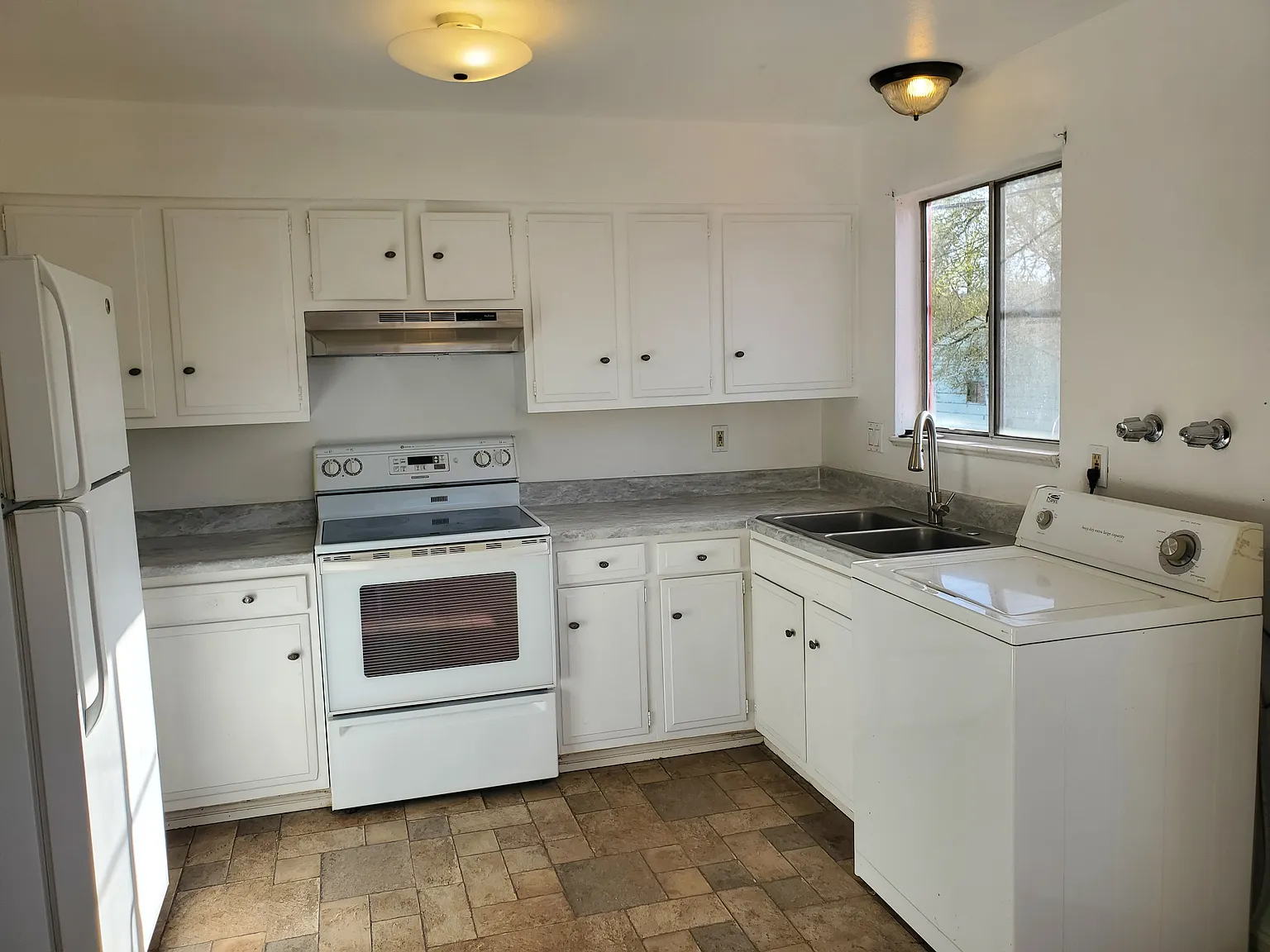 7th St, Castle Rock — Photo 3
