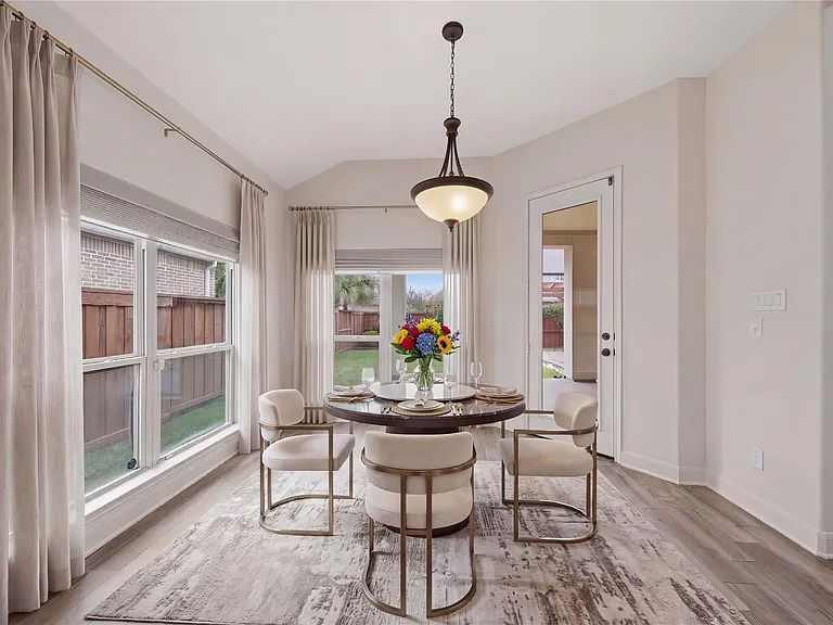 17614 Melmore Dr — Photo 16