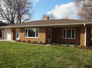 1521 36th Ave, Moline, IL 61265