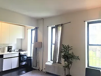 Rented by Dynamik Realty