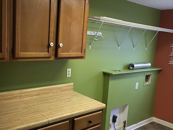 5th image of 1822 Alden Ln