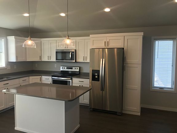 3rd image of 5266 10th St W