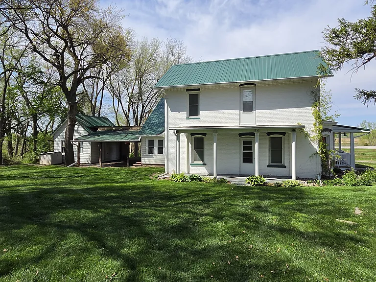 1761 Highway 275 — Photo 24