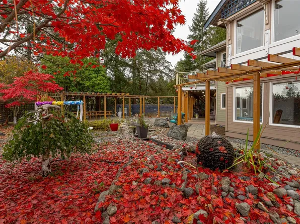 2375 Glenellen Pl, Nanaimo, BC V9P 9G3