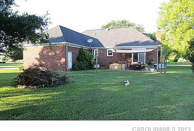 2nd image of 708 Tammy Dr