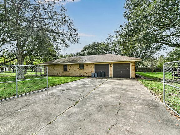 5th image of 11202 Shirley Ln