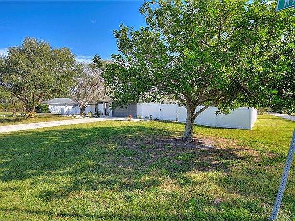 4th image of 2054 Racimo Dr