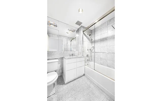 Rented by Douglas Elliman | media 10