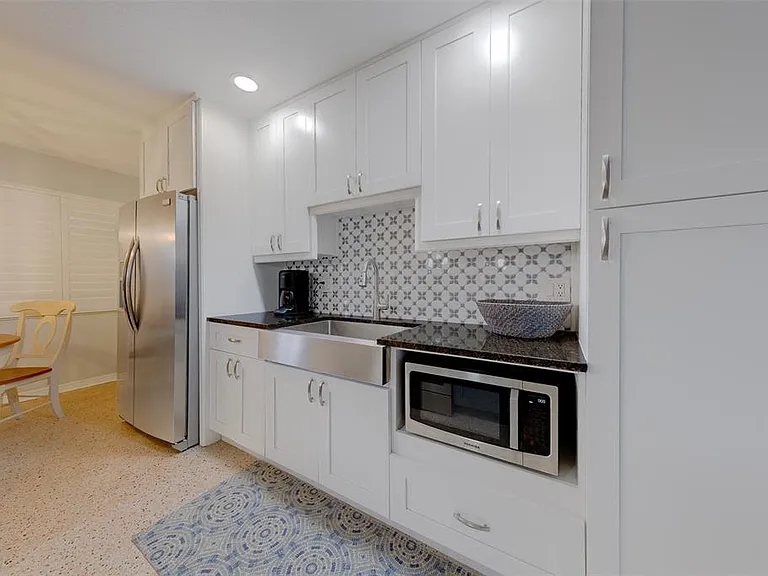 121 46th Ave #2G — Photo 16