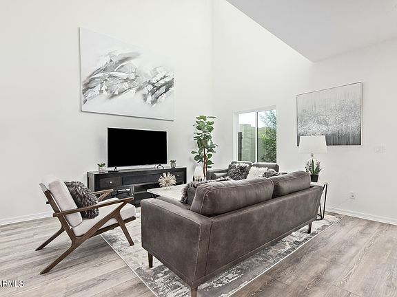 5th image of 2030 E MICHIGAN Avenue #7