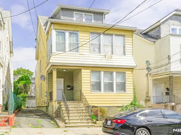 17-19 Harding Ter, Newark, NJ 07112