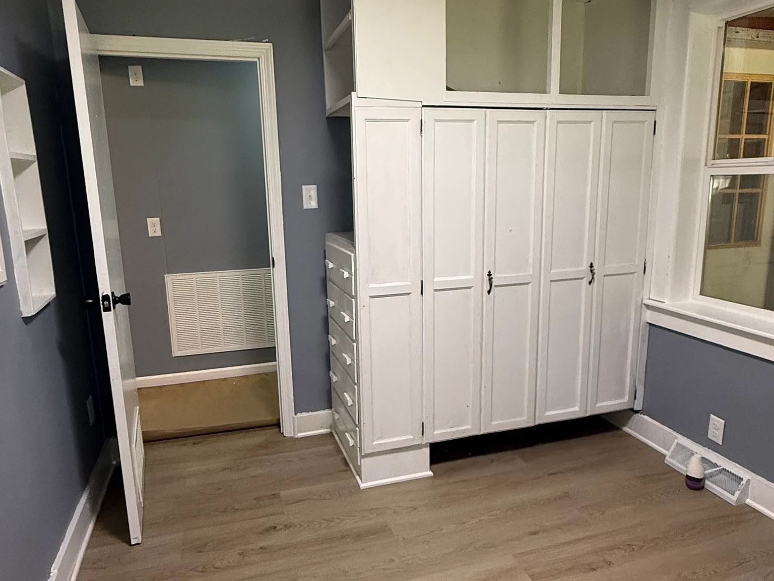 3 bed, 1048 sqft, $1,400 — Photo 2