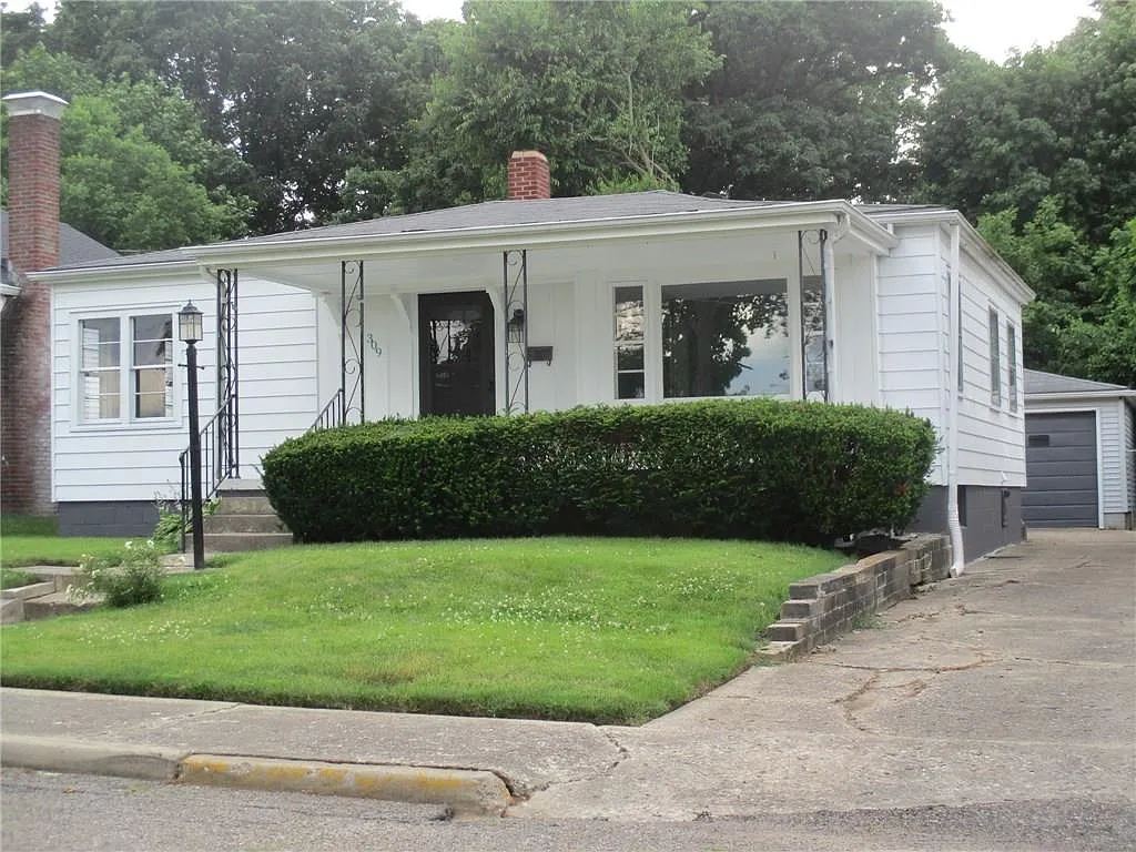 309 S Barr St photo 1