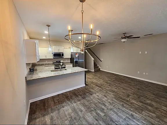 Building Photo - 4205 Sarazen Ln