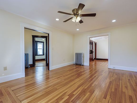 3rd image of 85-87 Fuller St #2