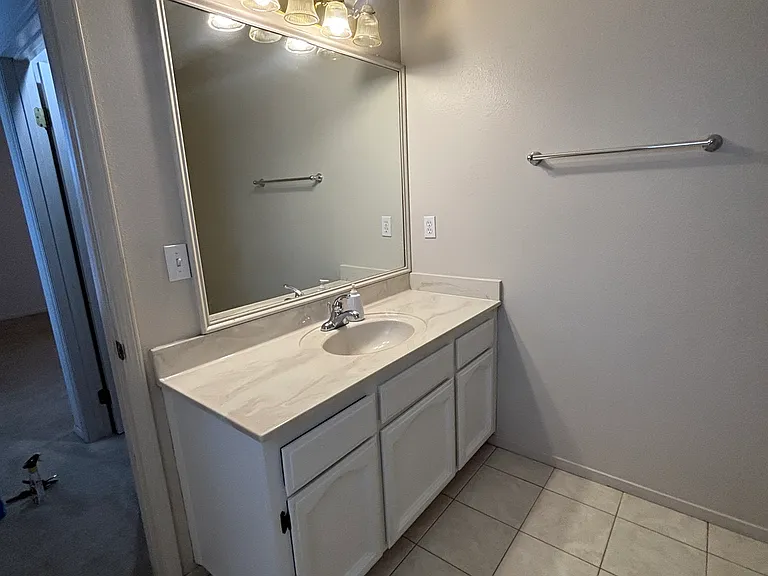4918 W Chestnut Ave — Photo 20
