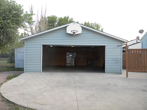2 Car Garage