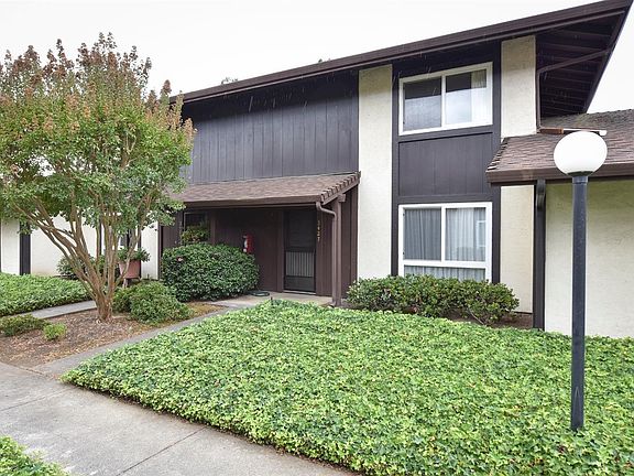 2nd image of 3427 Willis Dr