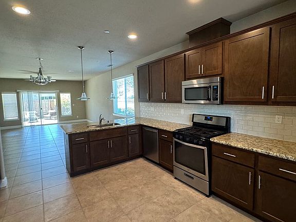 5th image of 1346 Westgate Dr