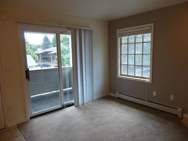 Arapahoe Avenue, Boulder — Photo 3