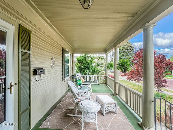 3rd image of 111 Selden Street