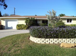 2083 N Conference Dr, Boca Raton, FL 33486