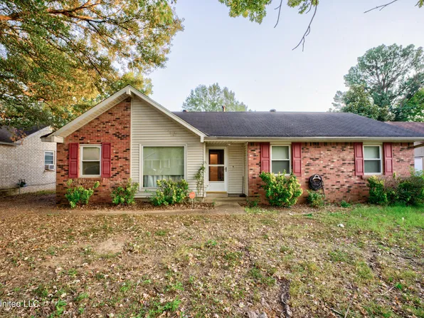 815 Valley Springs Dr, Southaven, MS 38671