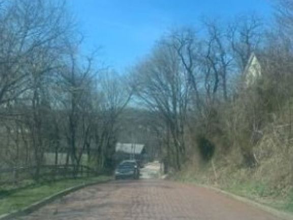 Exterior Neighborhood (street photo)