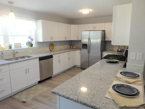 611 Ferretti Ave, Fort Walton Beach, FL 32547