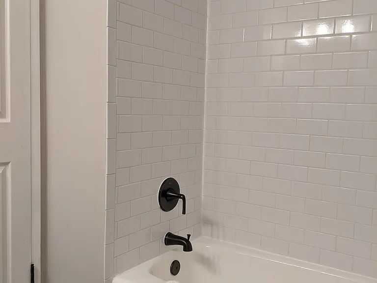 1403 Northgate Sq #32 — Photo 22