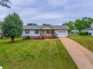 217 Ponder Rd, Greer, SC 29651
