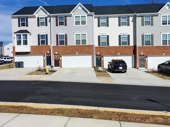 303 Rising Sun Rd, Fredericksburg, VA 22405