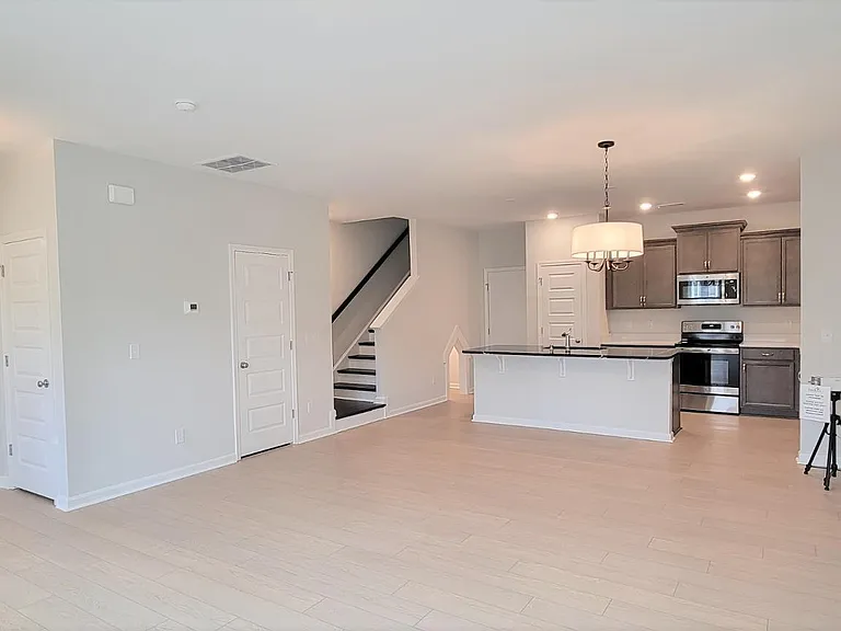 7809 Flatrock Park Dr — Photo 5