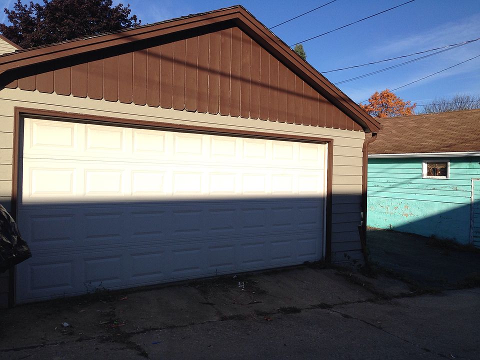 2nd image of 3928 N 77th St